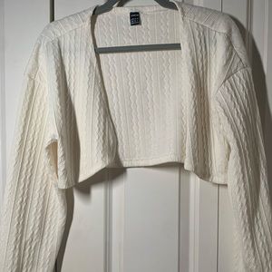 SHEIN White Cropped Long Sleeved Knitted Cardigan (Medium)